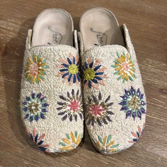 Free People Multicolor Embroidered Mules - Picture 2 of 6